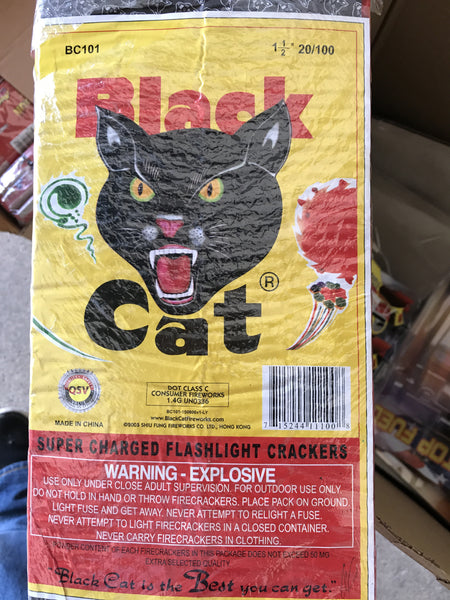 Black cat 20/100 firecrackers